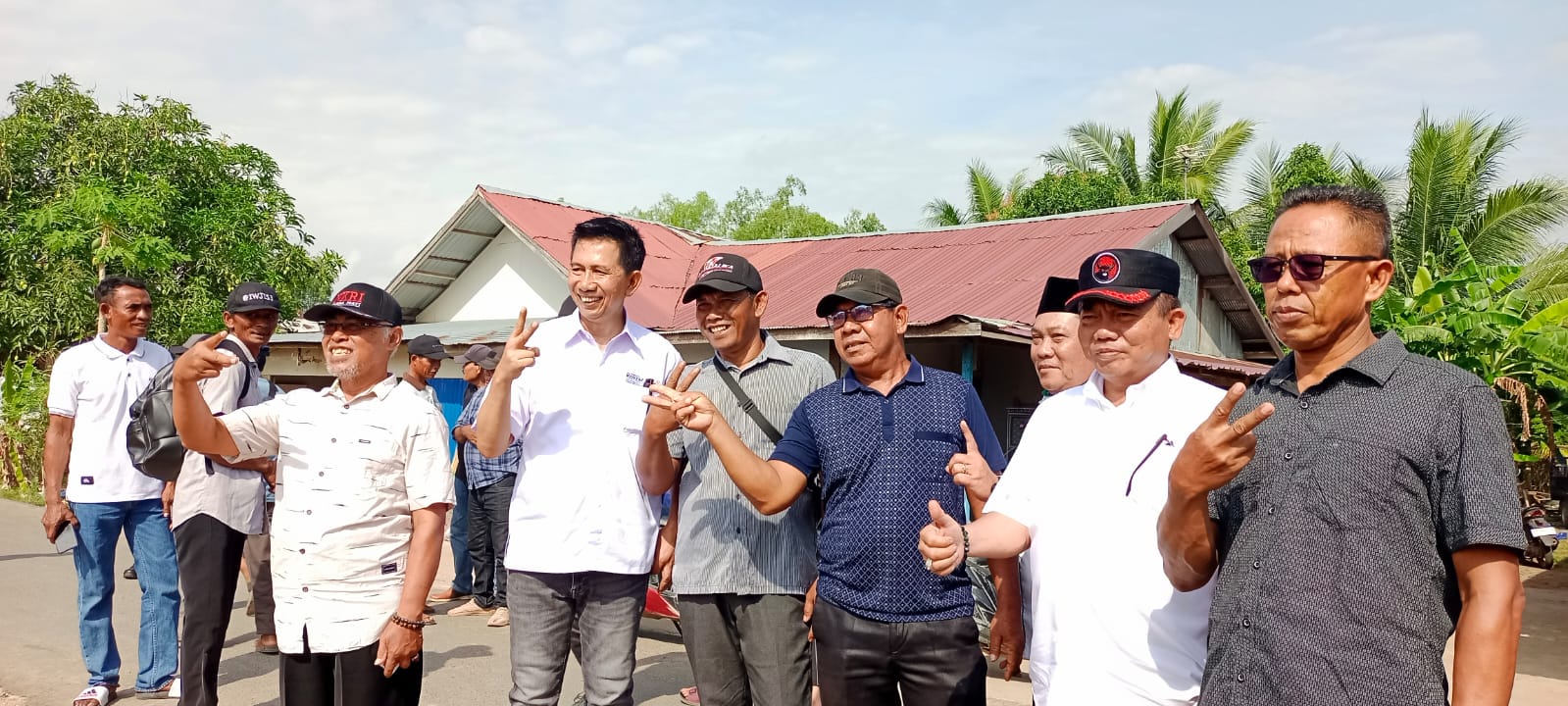 Koyem Dan Wiyatno Kampanye Bareng di Terusan Karya Dan Pulau Kupang