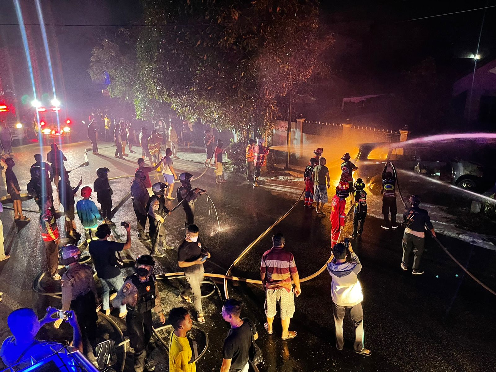 Mobil yang Terbakar di Jalan Rajawali Diduga Melangsir BBM, Sopir Menghilang Usai Teriak Minta Tolong