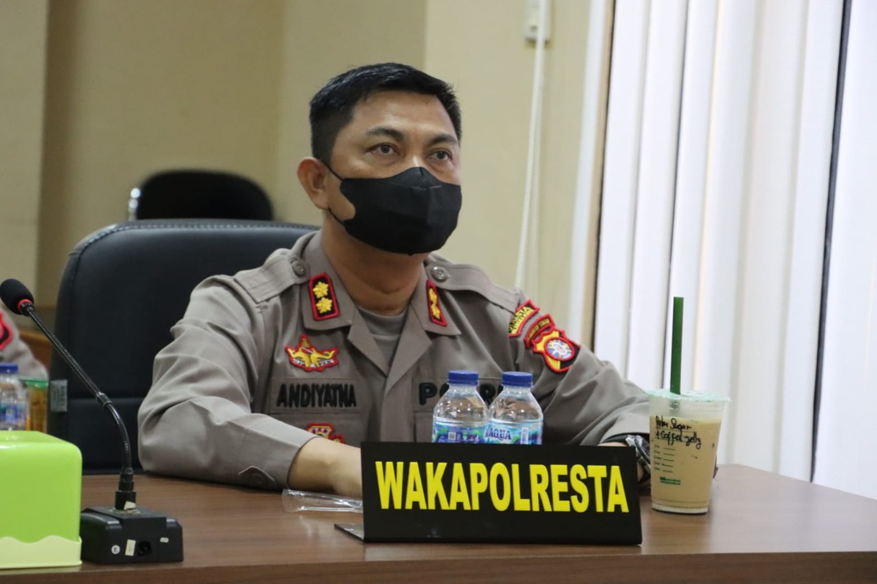 Wakapolresta Sampaikan Atensi Kapolri Untuk Tidak Segan Copot Polisi Nakal