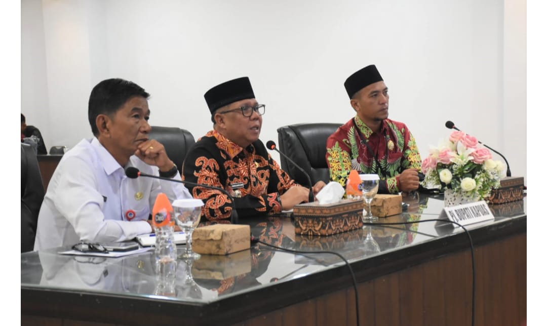 Ketua Komisi Informasi Kalteng Visitasi Monev Keterbukaan Informasi Publik Kapuas