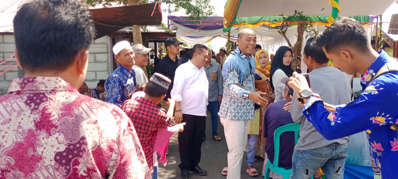 Bacalon Bupati Kapuas H. M. Wiyatno Sambangi Dan Sapa Warga Murung Keramat