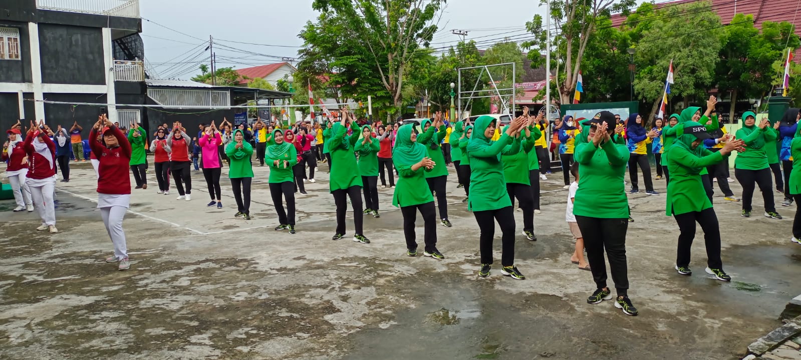 Polri  dan TNI  Tingkatkan Sinergitas Dengan Olahraga
