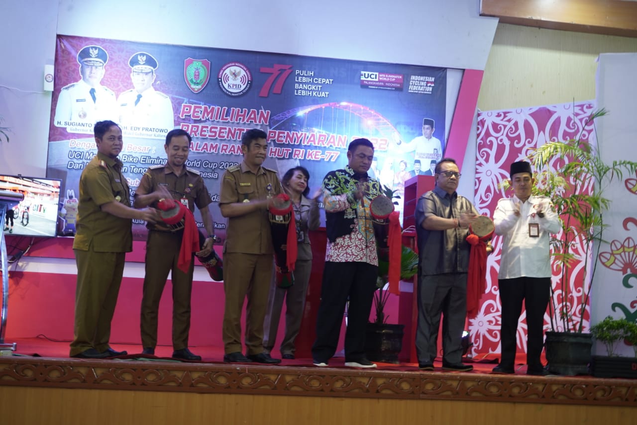 Kadis Kominfosantik Kalteng Buka Lomba Presenter Penyiaran dan Lomba Melukis Vector Tahun 2022